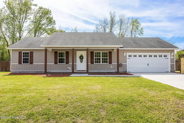 $275,000 | 100 Woodbury Farm Drive, Jacksonville, NC 28540