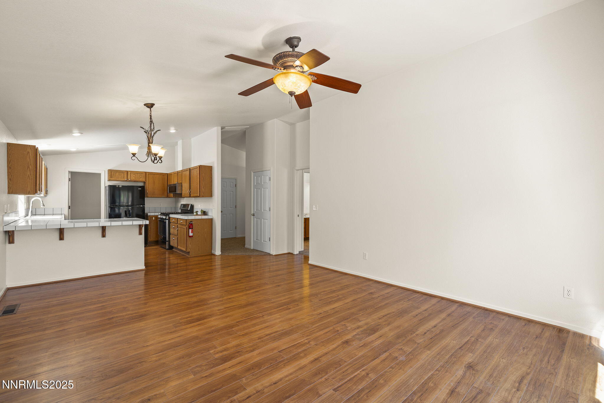 1528 Pries Court Reno, NV 89523 - Photo 12 of 41 10-web-or-mls-_DSC3410