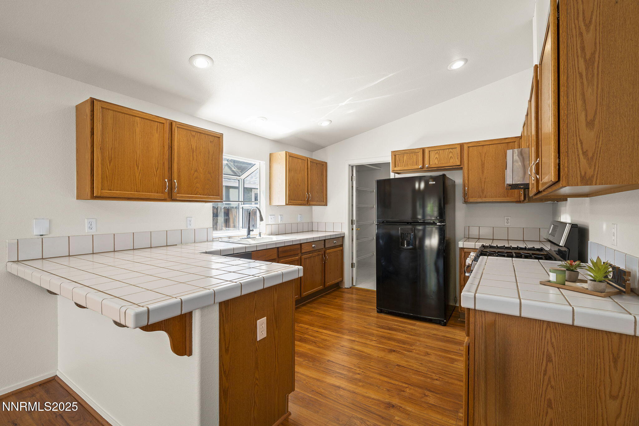 1528 Pries Court Reno, NV 89523 - Photo 15 of 41 13-web-or-mls-_DSC3427
