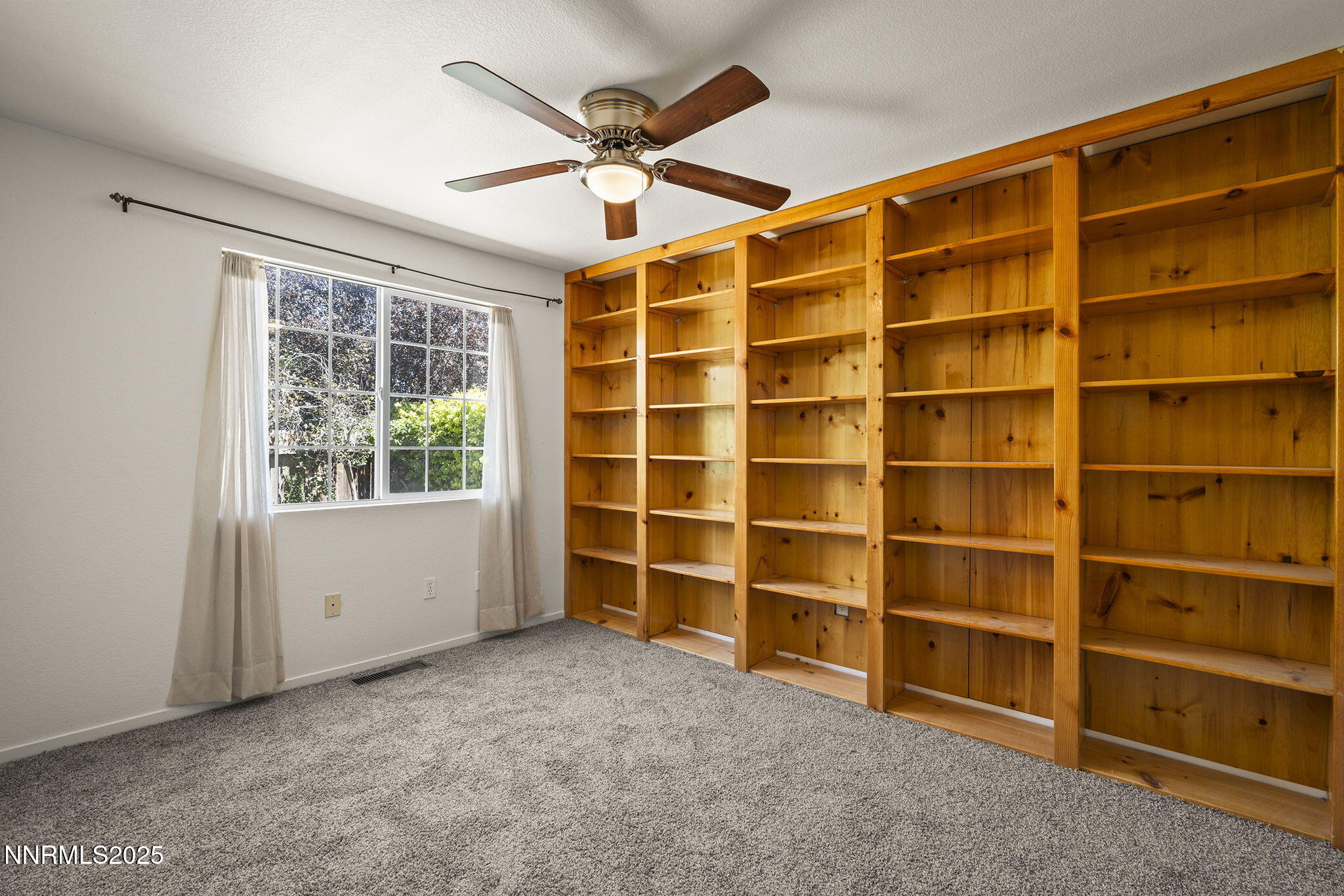 1528 Pries Court Reno, NV 89523 - Photo 24 of 41 23-web-or-mls-_DSC3382