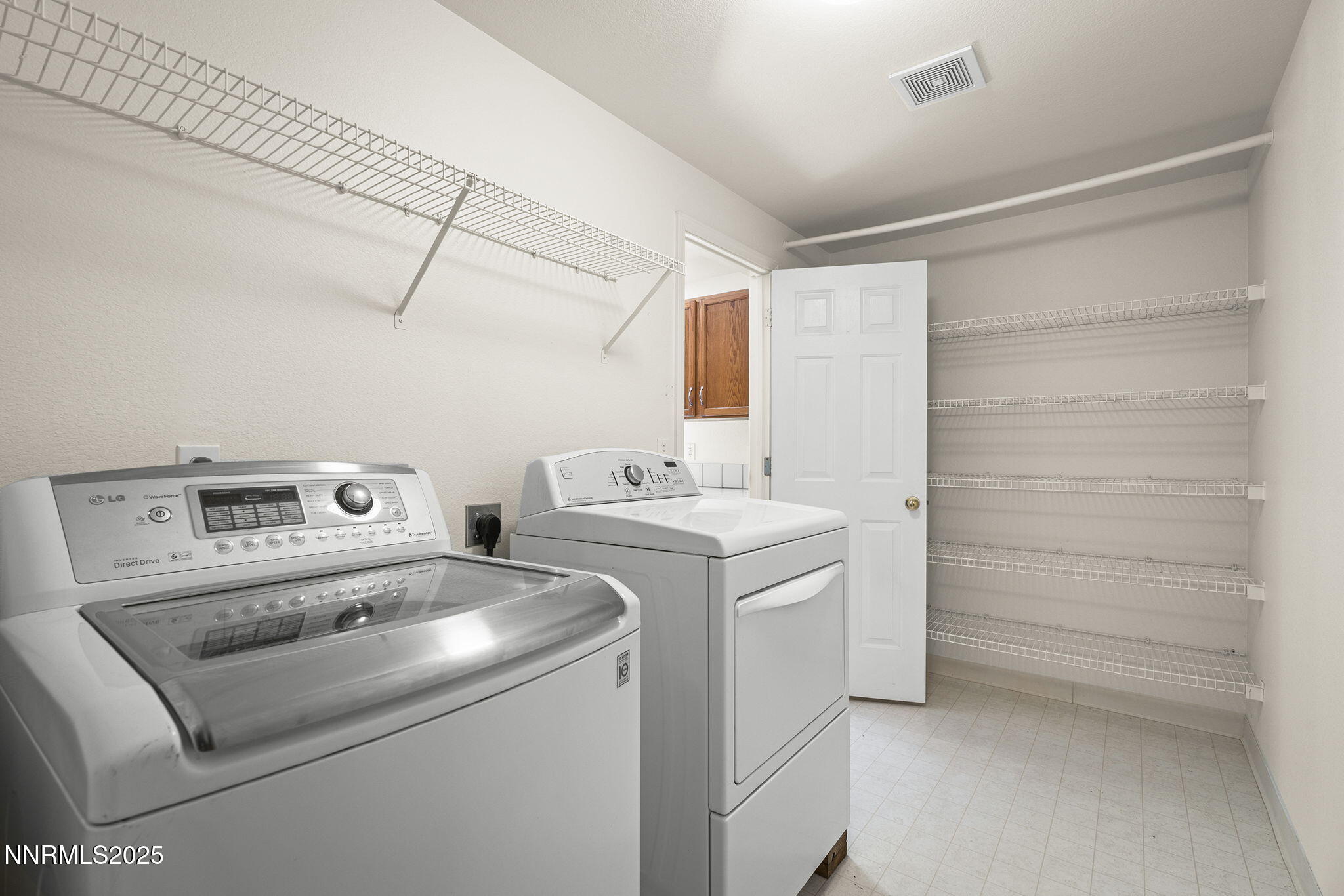 1528 Pries Court Reno, NV 89523 - Photo 26 of 41 25-web-or-mls-_DSC3391