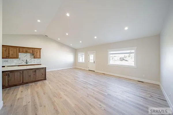 $460,000 | 562 Zion Street, Shelley, ID 83274