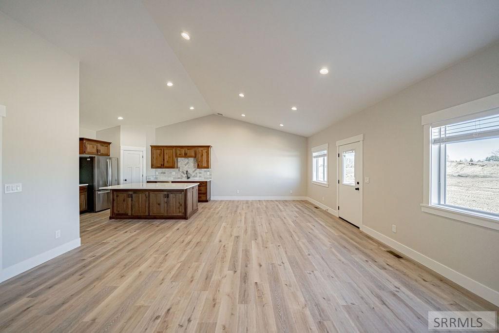 562 Zion Street Shelley, ID 83274 - Photo 6 of 53