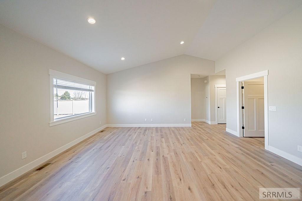 562 Zion Street Shelley, ID 83274 - Photo 8 of 53