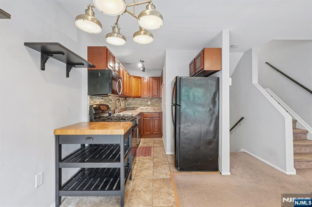 925 Main Street, Unit 10 Hackensack, NJ 07601 - Photo 16 of 28
