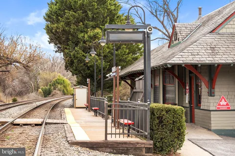 $1,300,000 | 9806 Culver Court, Kensington, MD 20895