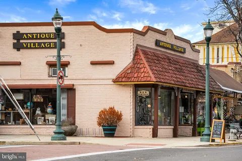 $1,300,000 | 9806 Culver Court, Kensington, MD 20895