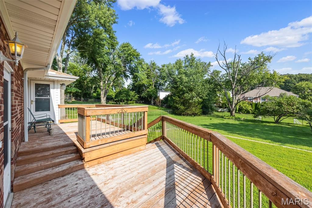 223 Susan Road St. Louis, MO 63129 - Photo 26 of 33 Gallery Image 26