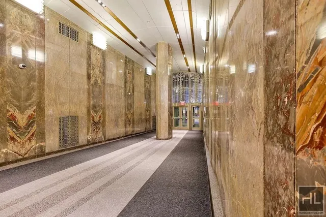 $950,000 | 365 Bridge Street, Unit 7N | Downtown Brooklyn