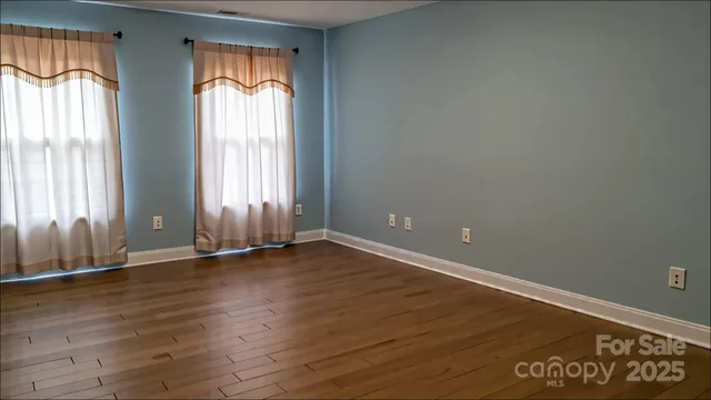 $869,000 | 286 Foxcroft Drive, Asheville, NC 28806