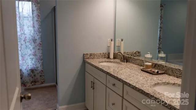 $869,000 | 286 Foxcroft Drive, Asheville, NC 28806