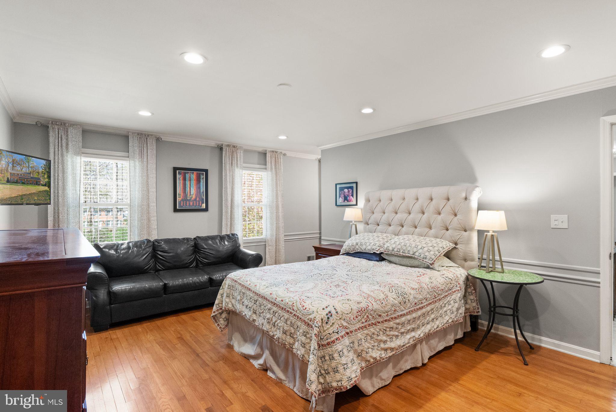 8019 Stillbrooke Road Manassas, VA 20112 - Photo 28 of 80 Large, primary suite with room for sitting area.