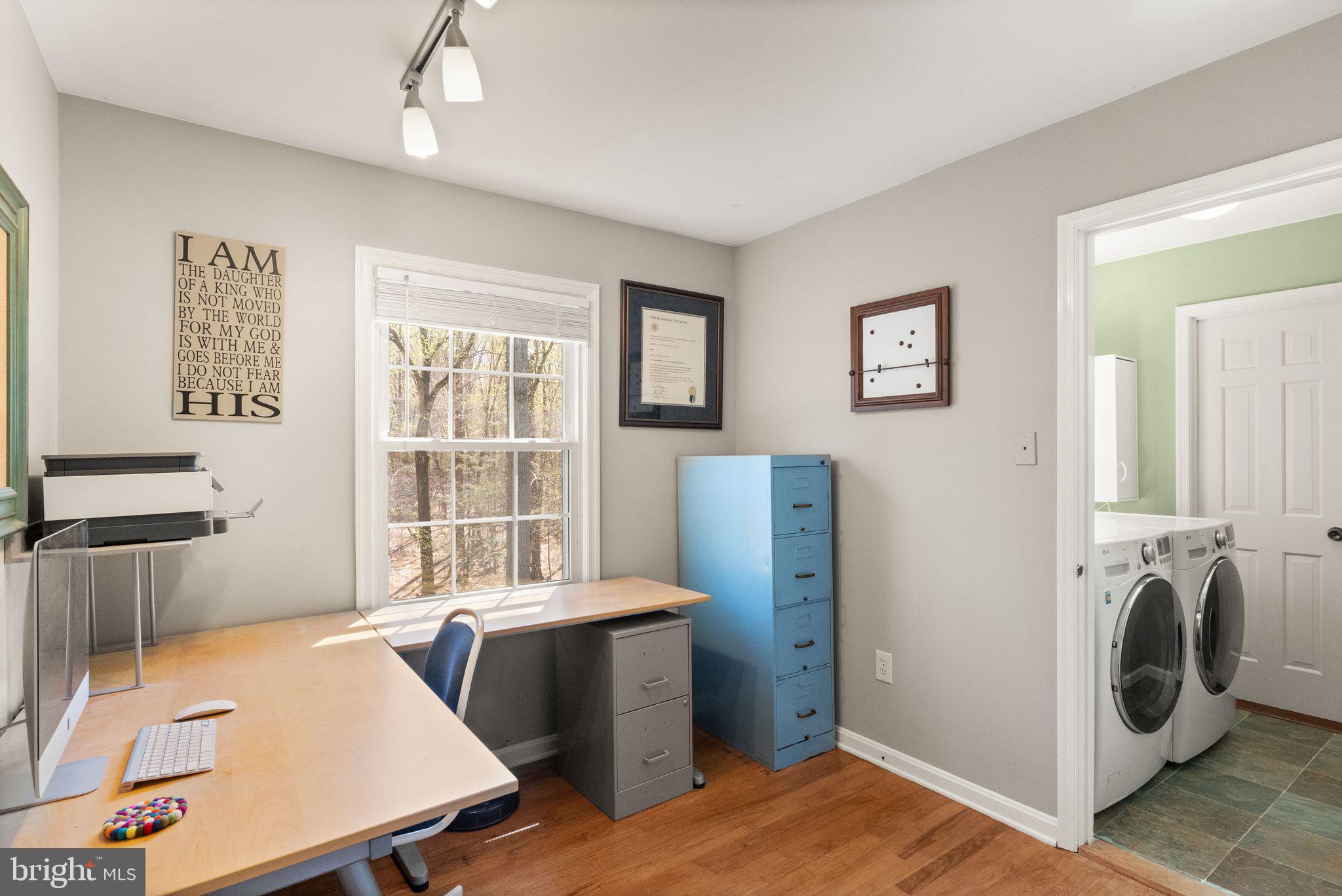 8019 Stillbrooke Road Manassas, VA 20112 - Photo 42 of 80 Incredible, upstairs office/workspace.
