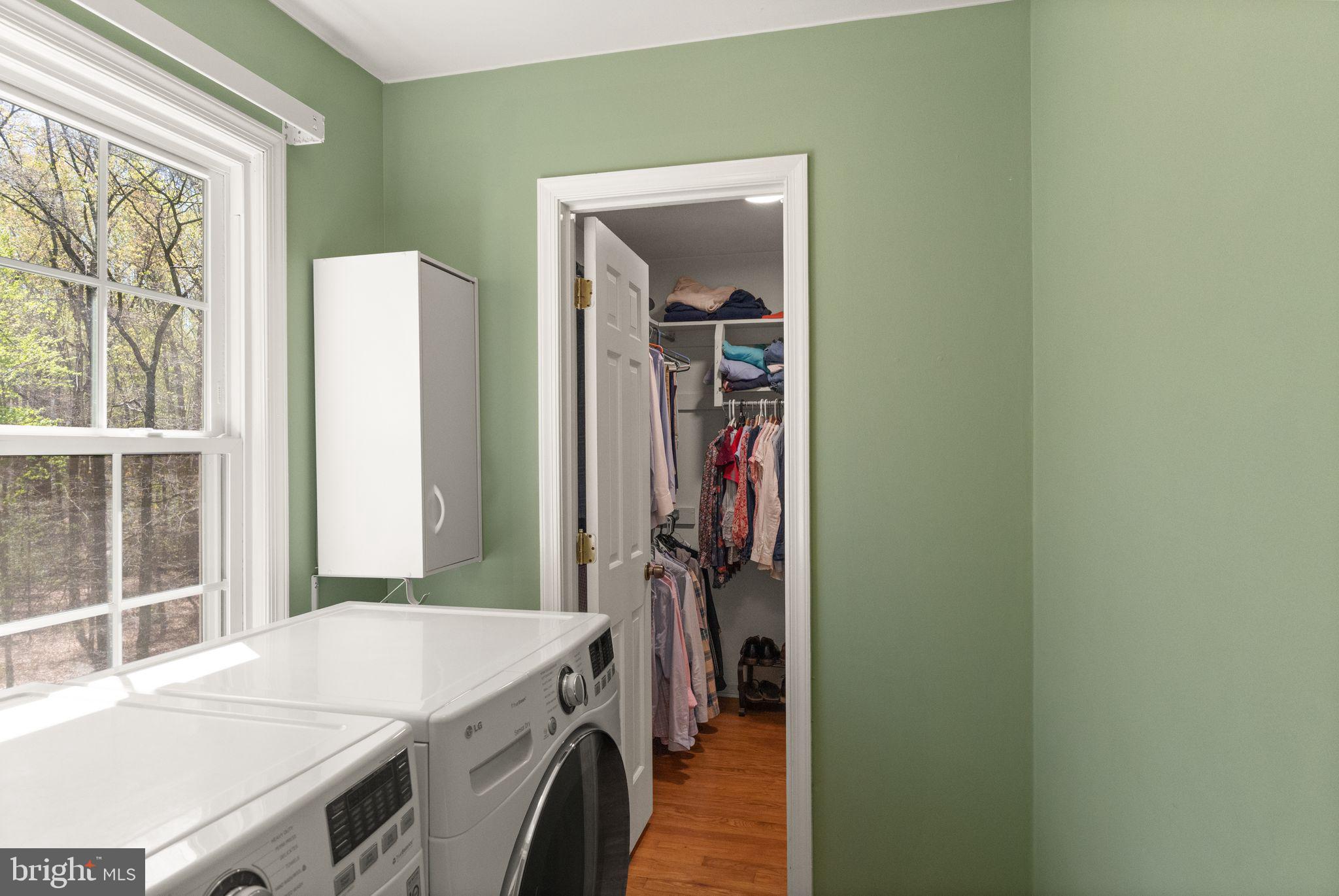 8019 Stillbrooke Road Manassas, VA 20112 - Photo 45 of 80 Laundry room.