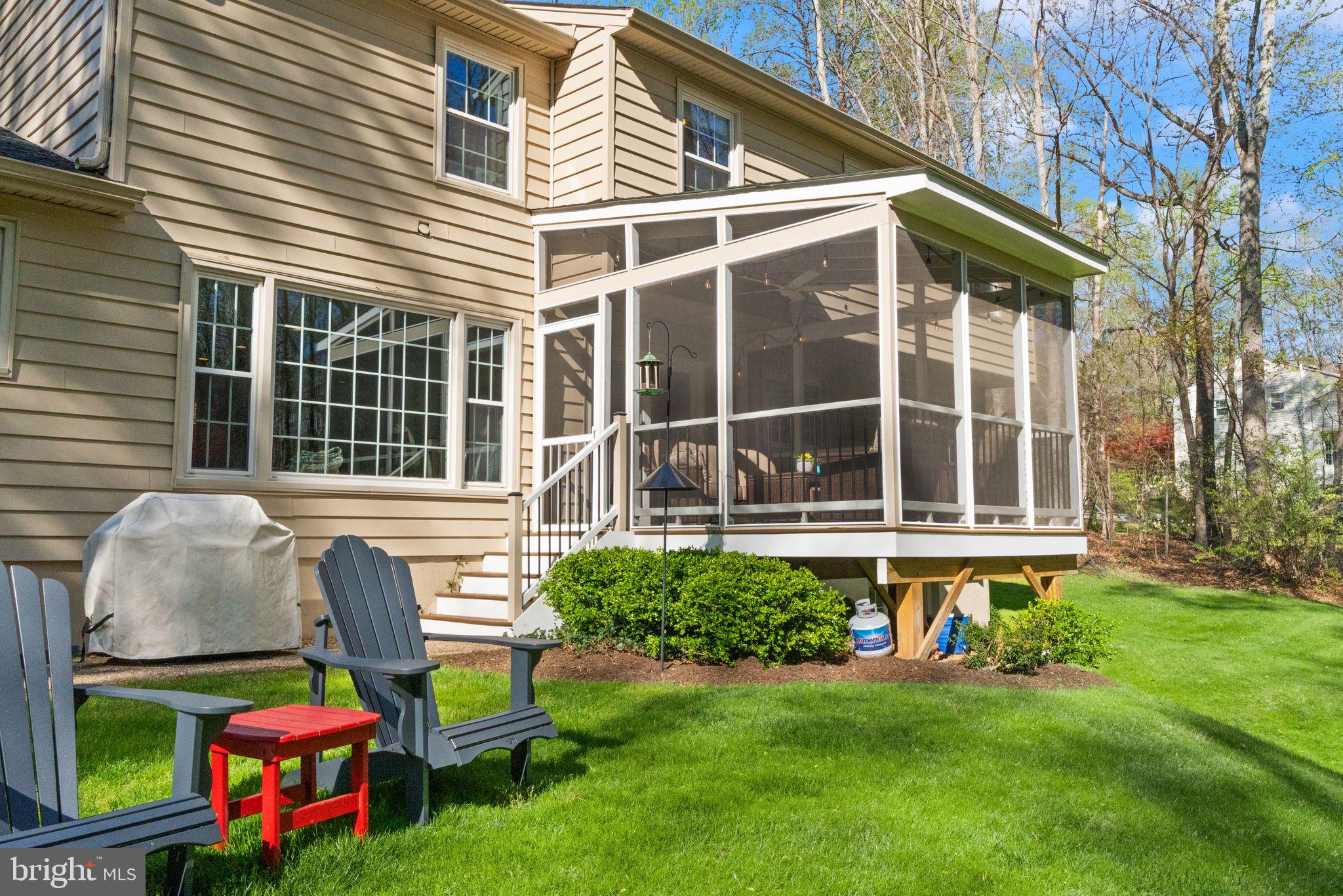 8019 Stillbrooke Road Manassas, VA 20112 - Photo 60 of 80 Begging for a glass of wine and a good book.