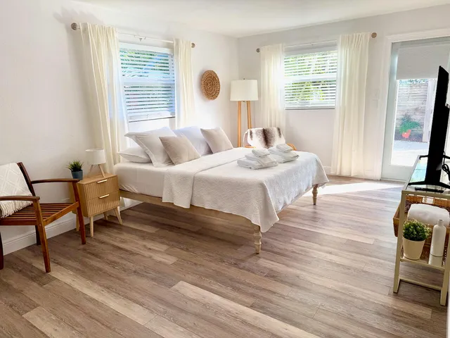 $3,600 | 311 North Swinton Avenue, Delray Beach, FL 33444