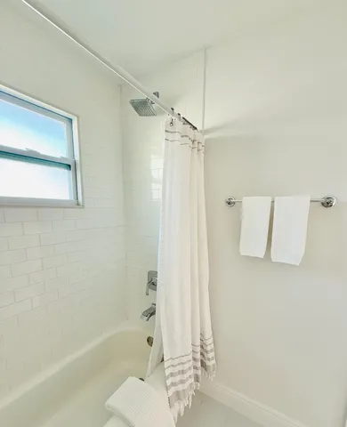 $3,600 | 311 North Swinton Avenue, Delray Beach, FL 33444