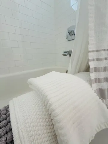 $3,600 | 311 North Swinton Avenue, Delray Beach, FL 33444