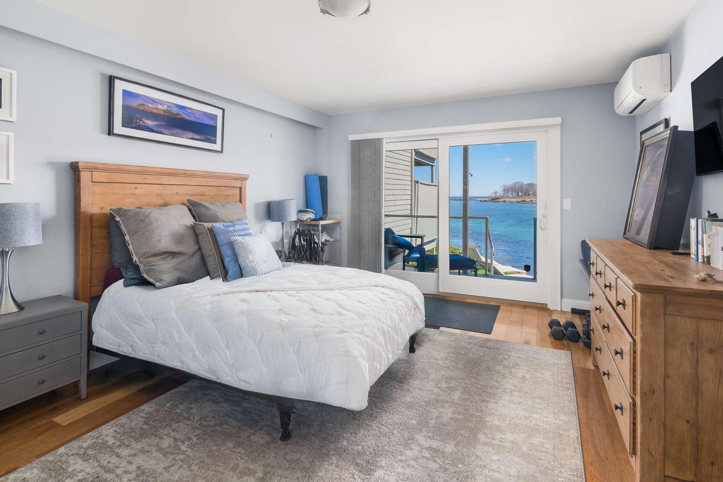 16 Stage Neck Road, Unit 3 York, ME 03909 - Photo 21 of 26 Bedroom 3