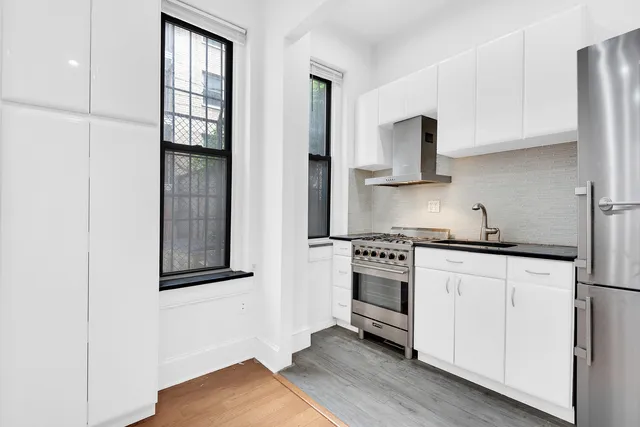 $695,000 | 26 West 97th Street, Unit 1C | Upper West Side