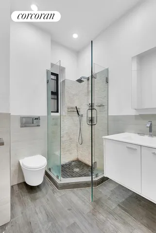 $695,000 | 26 West 97th Street, Unit 1C | Upper West Side