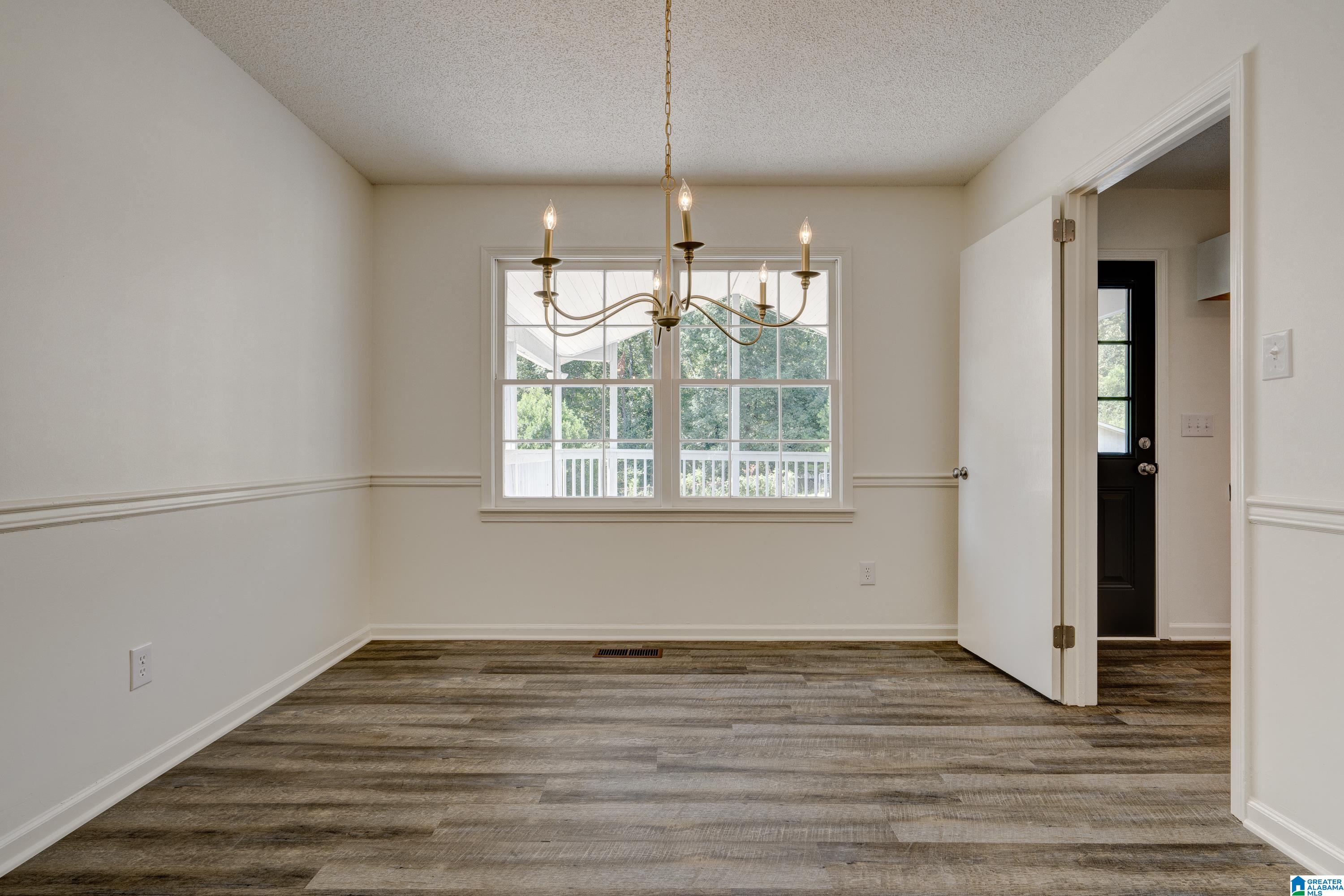 6058 Knob Knoster Road Pinson, AL 35126 - Photo 6 of 33