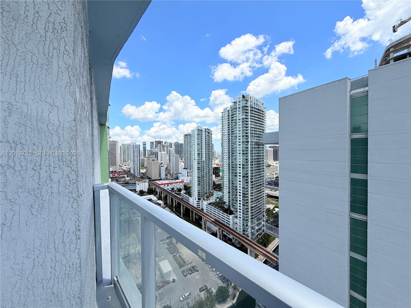 185 Southwest 7th Street, Unit 3412 Miami, FL 33130 - Photo 17 of 28