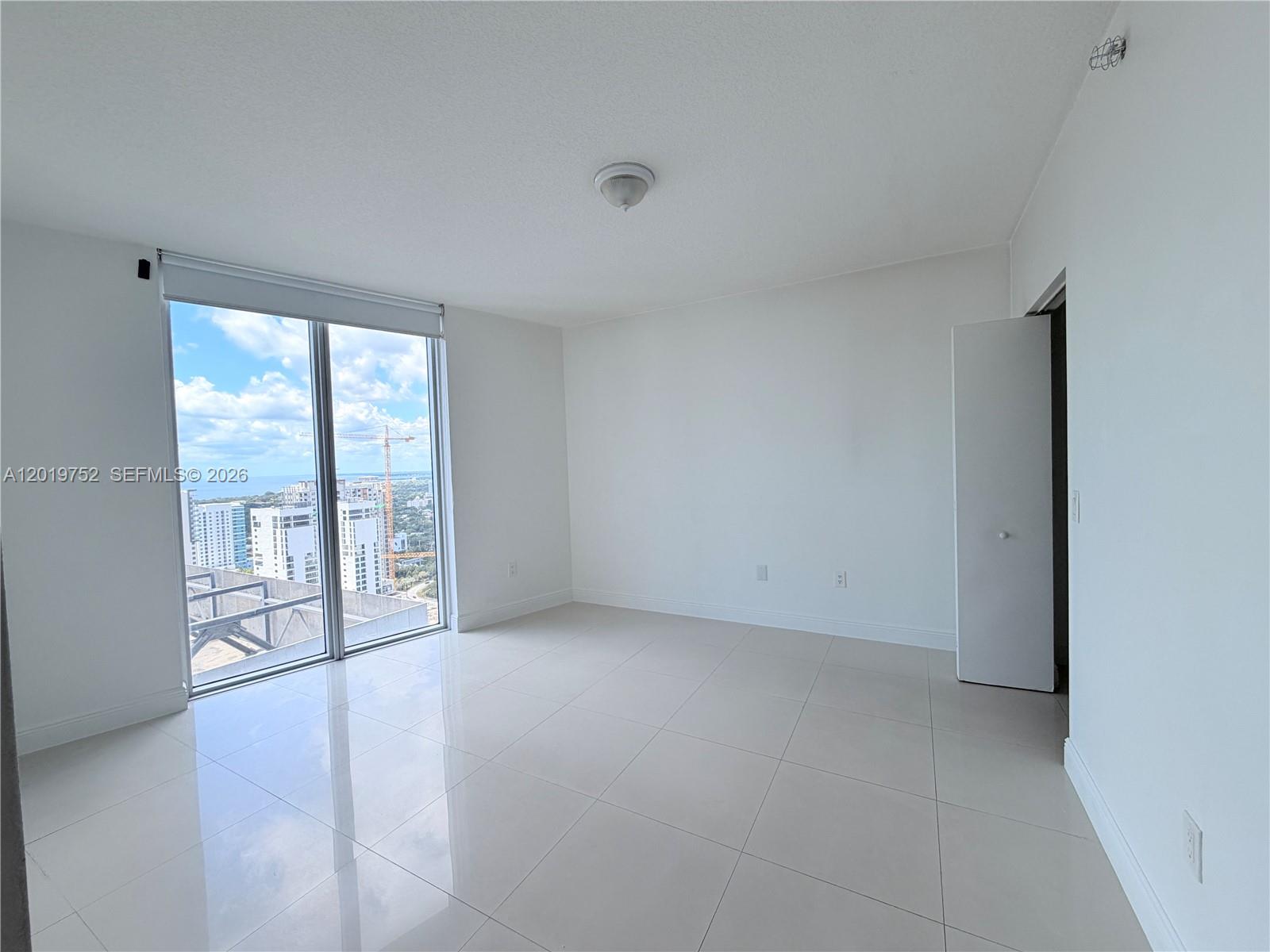 185 Southwest 7th Street, Unit 3412 Miami, FL 33130 - Photo 7 of 28
