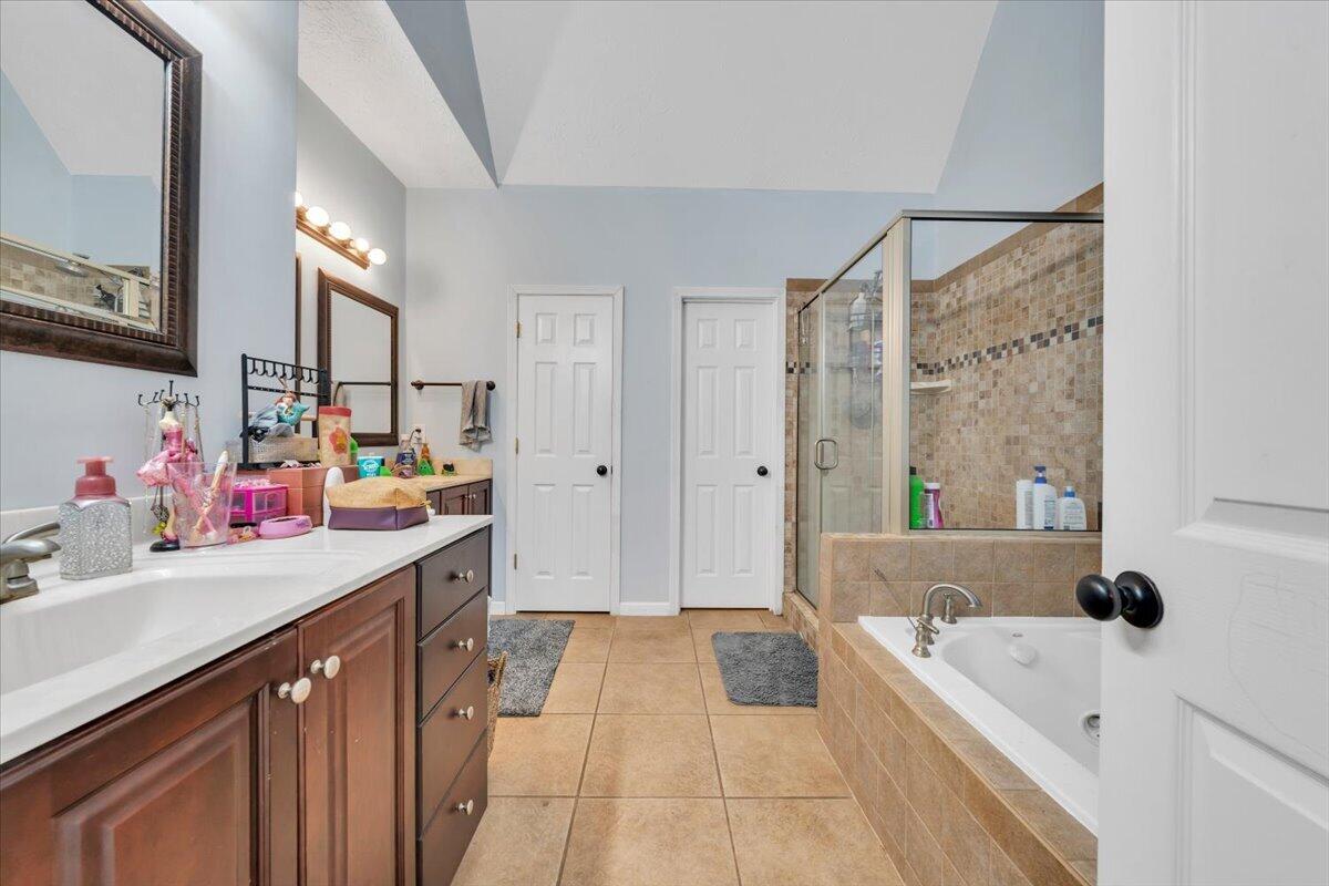 315 Horseshoe Farm Road Pembroke, VA 24136 - Photo 39 of 54 41-MIB06893