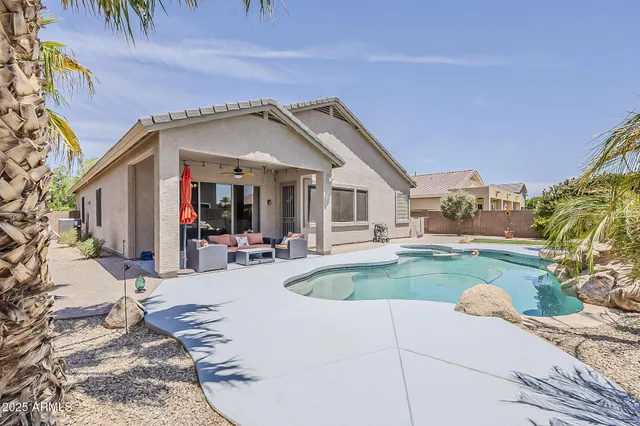 $490,000 | 43319 Oakland Court, Maricopa, AZ 85138