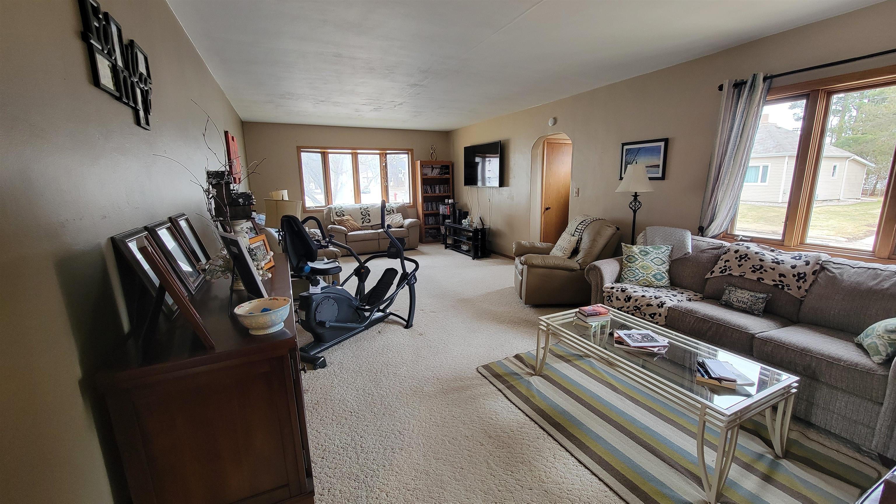 418 Hogan Street Antigo, WI 54409 - Photo 10 of 37