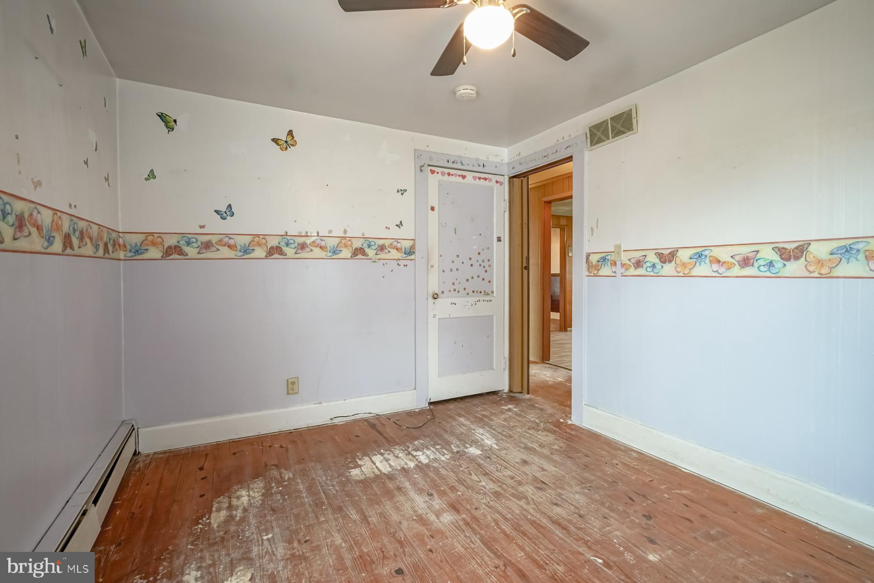 32 Tilbury Road Salem, NJ 08079 - Photo 14 of 30 a view of a room with wooden floor