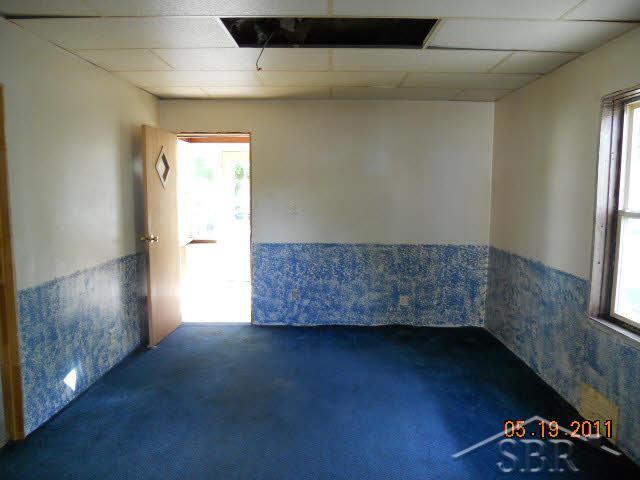 20036192-5.JPG