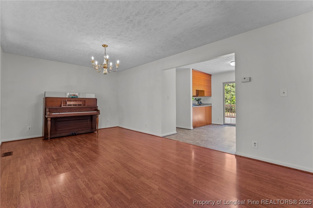 206 West Rockingham Road Maxton, NC 28364 - Photo 10 of 38 Gallery Image 10