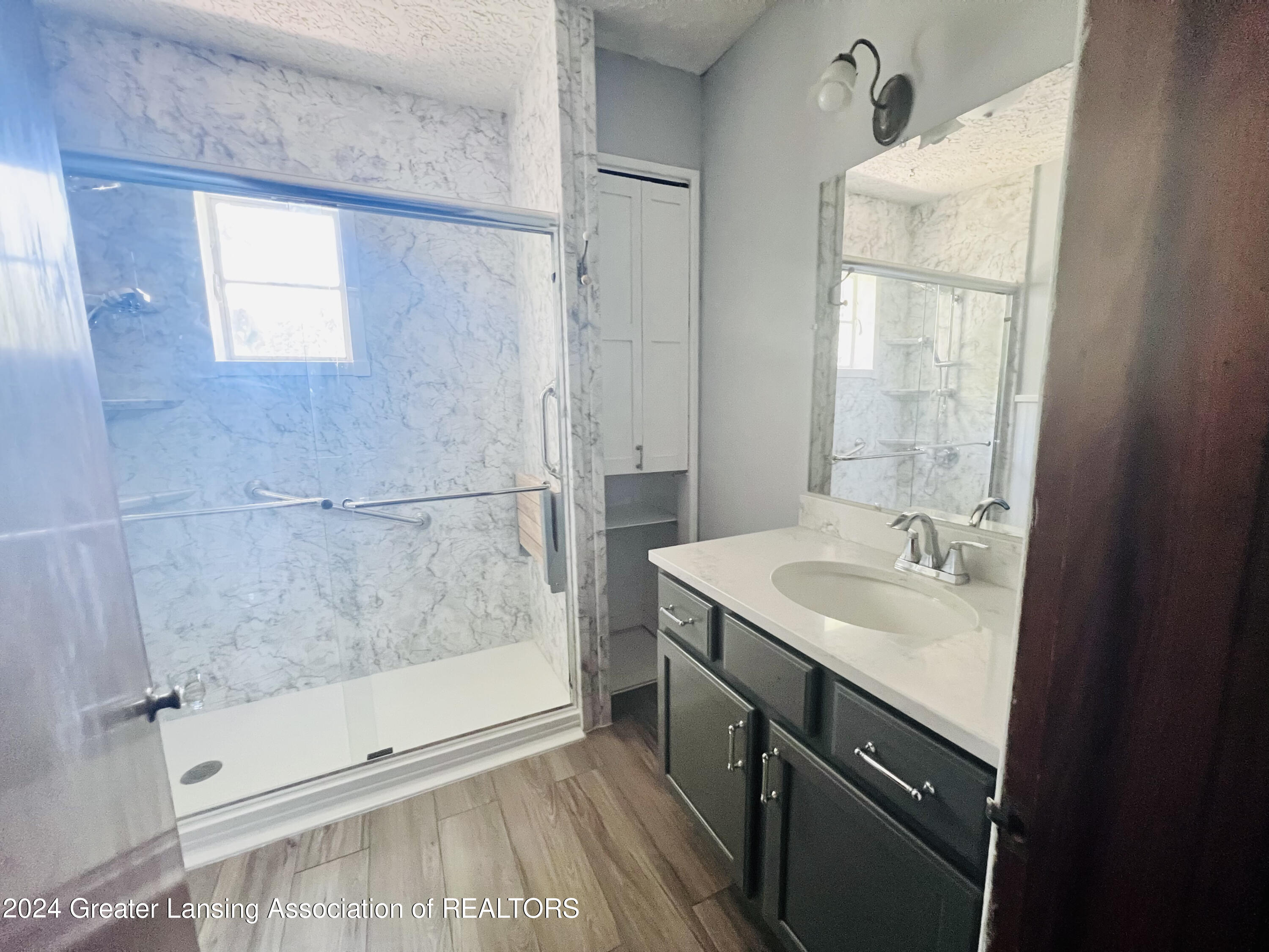 900 Bretton Road Lansing, MI 48917 - Photo 15 of 34 IMG_1810