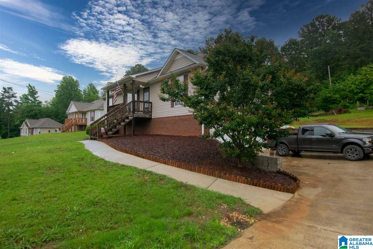 145 Indian Hills Road Hayden, AL 35079 - Photo 4 of 34