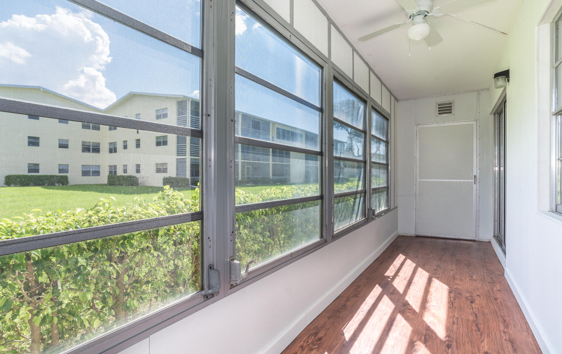 211 Dorset F Boca Raton, FL 33434 - Photo 11 of 24 11-DSC_3774-MLS