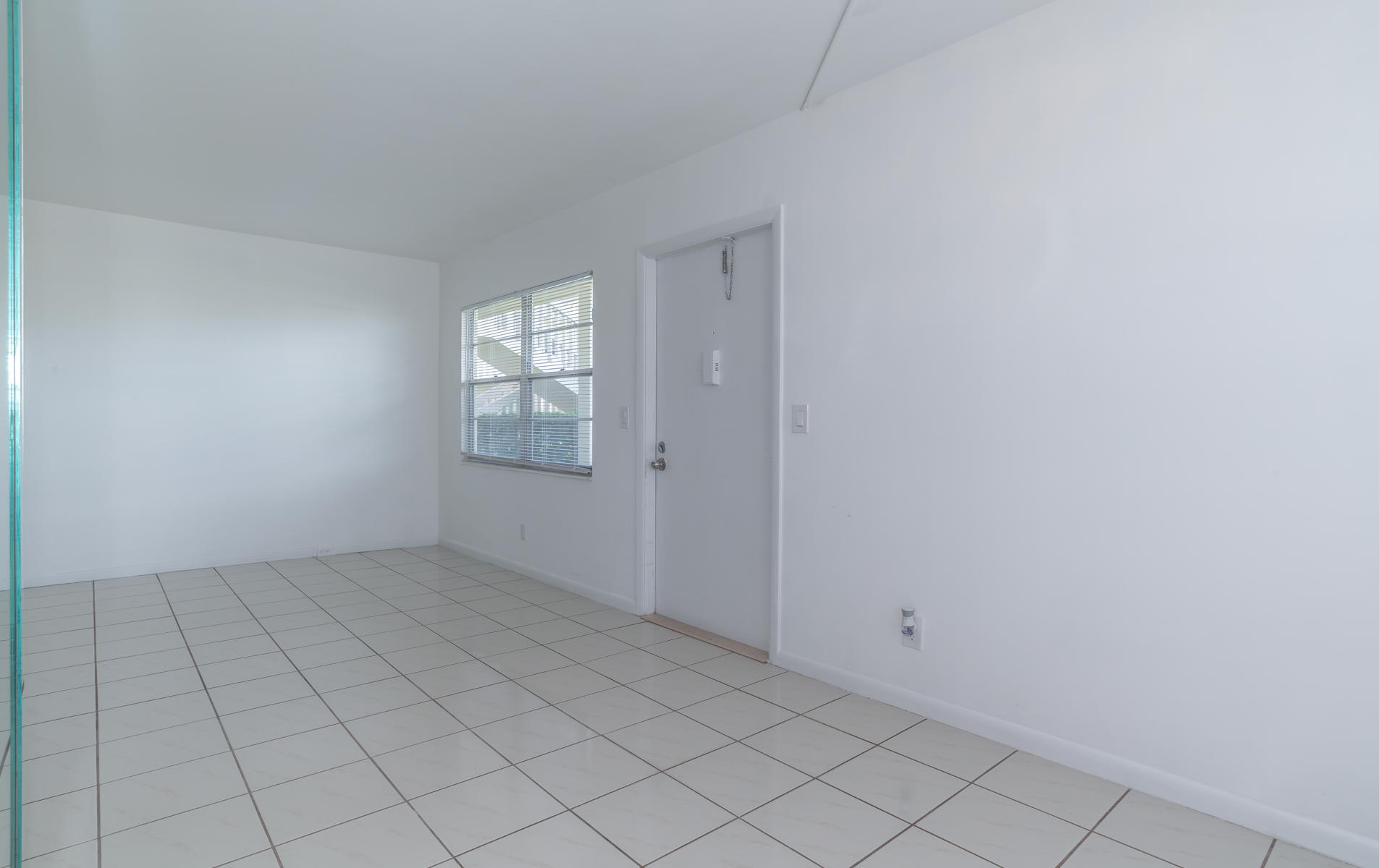 211 Dorset F Boca Raton, FL 33434 - Photo 15 of 24 15-DSC_3781-MLS