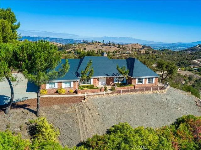 $1,320,000 | 26100 Calle Corveta, Temecula, CA 92590