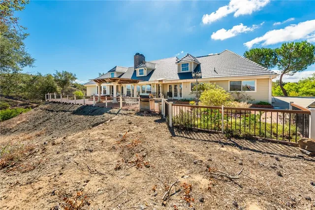 $1,320,000 | 26100 Calle Corveta, Temecula, CA 92590