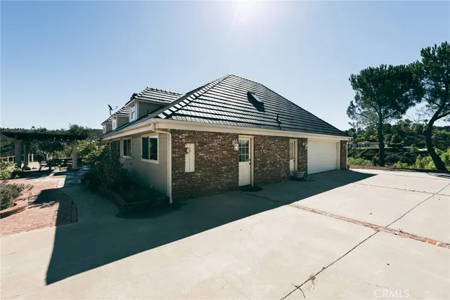 $1,320,000 | 26100 Calle Corveta, Temecula, CA 92590