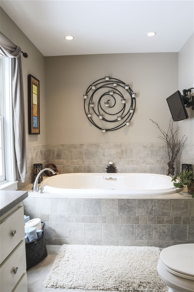 199 Tilton Road St. Johnsbury, VT 05819 - Photo 14 of 40 Gallery Image 14