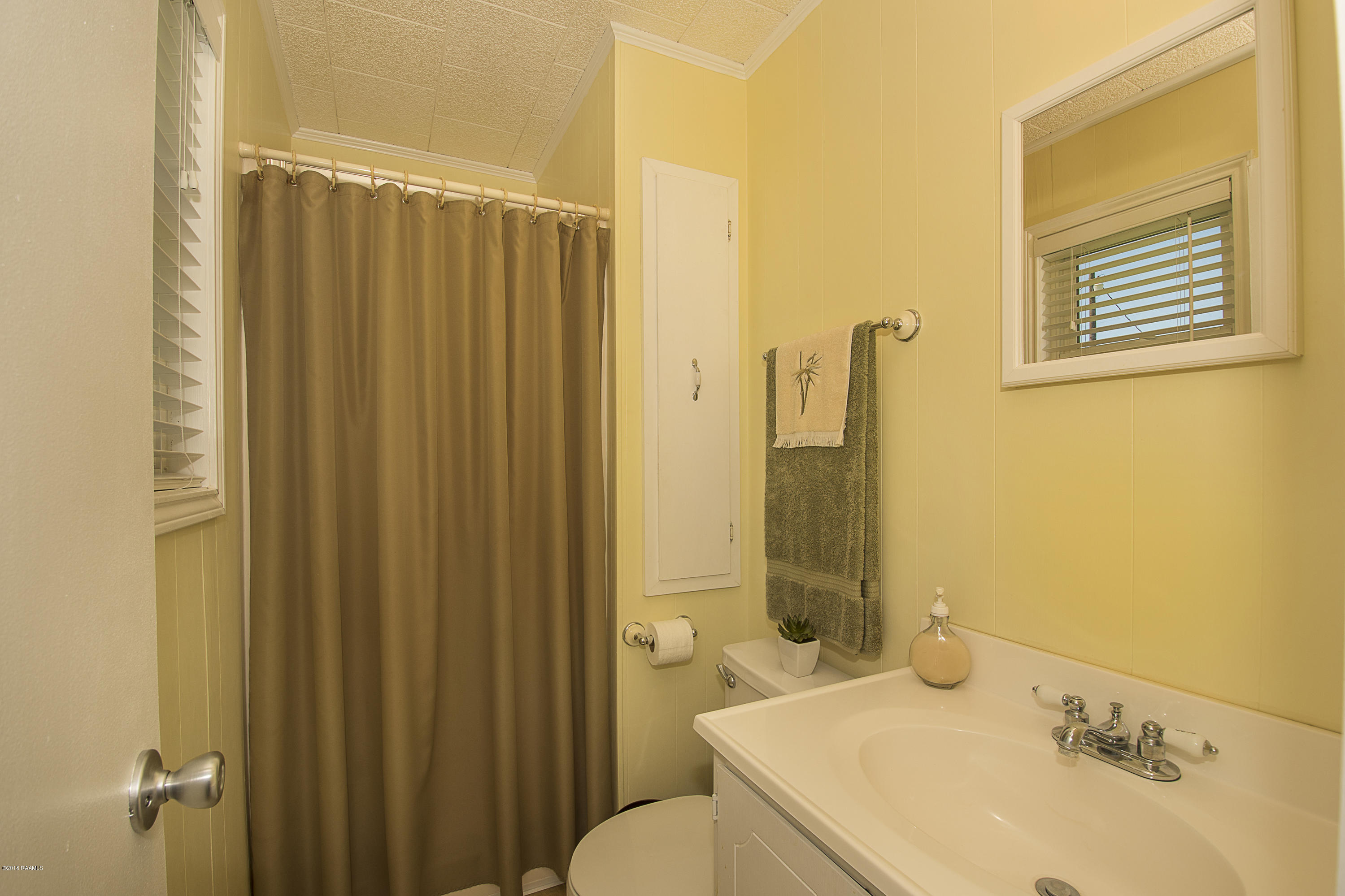 204 B Robin Road Duson, LA 70529 - Photo 9 of 21 Gallery Image 9