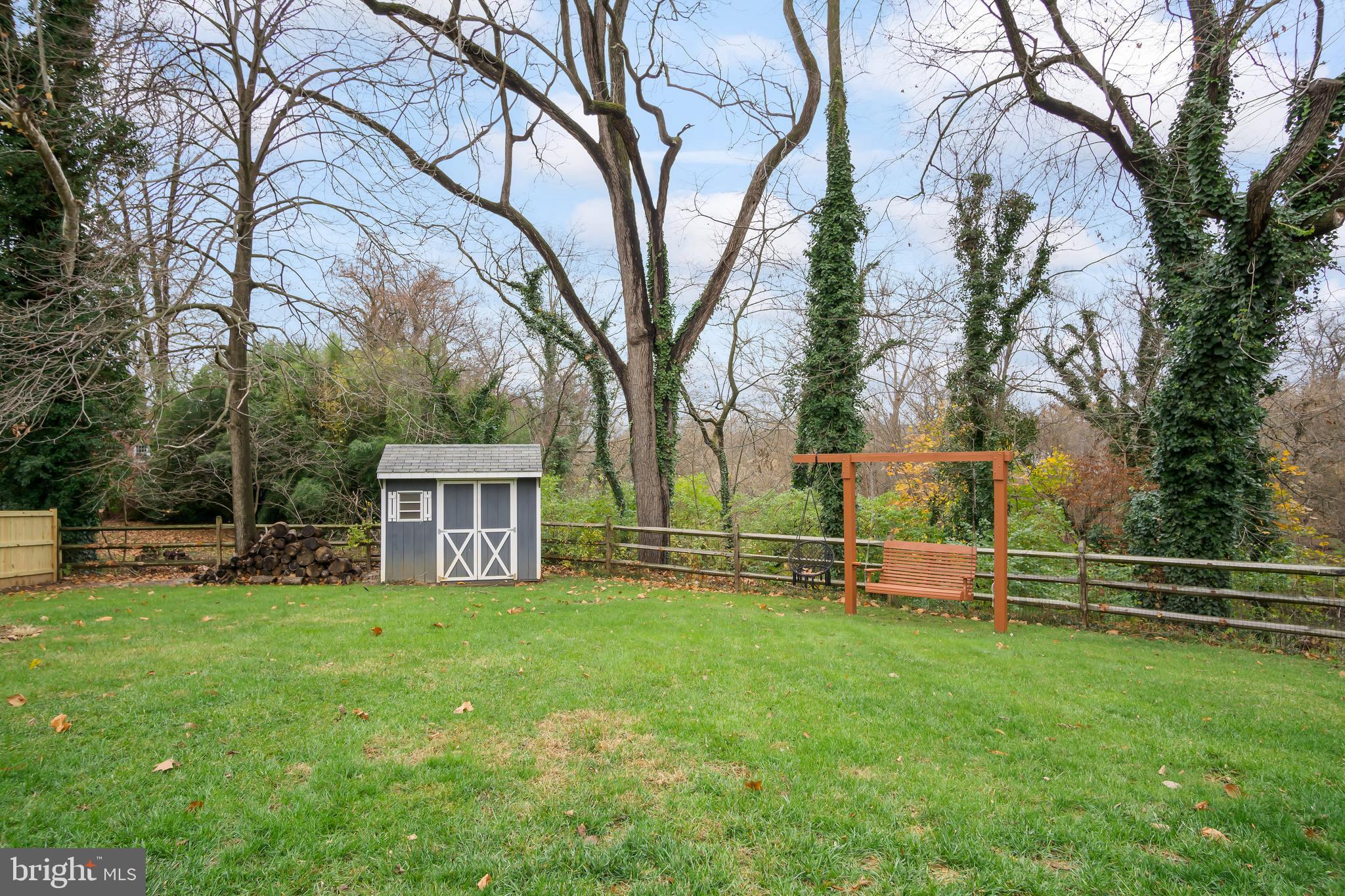 43 Stanford Road Hagerstown, MD 21742 - Photo 31 of 37 Fully fenced back yard