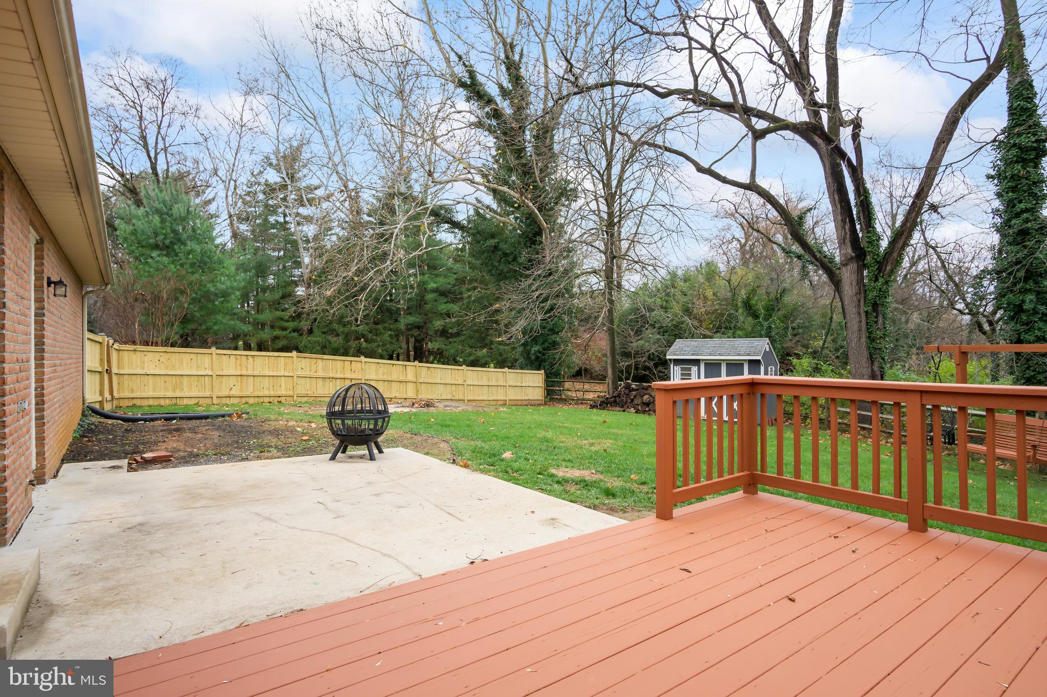 43 Stanford Road Hagerstown, MD 21742 - Photo 32 of 37 2nd patio