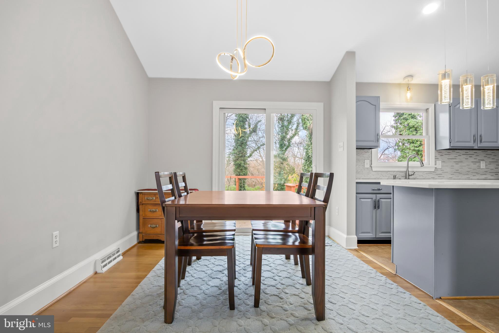 43 Stanford Road Hagerstown, MD 21742 - Photo 7 of 37 Dining room