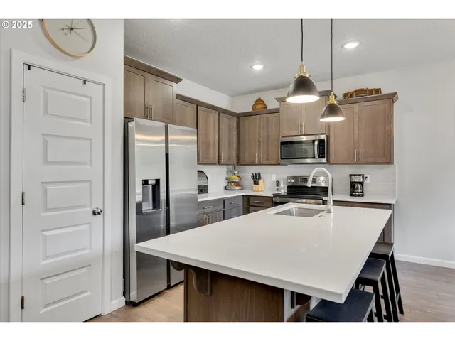 $599,000 | 138 South 7th Street, Carlton, OR 97111