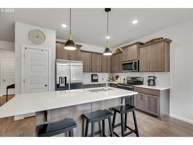 $599,000 | 138 South 7th Street, Carlton, OR 97111