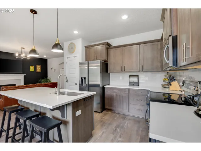 $599,000 | 138 South 7th Street, Carlton, OR 97111