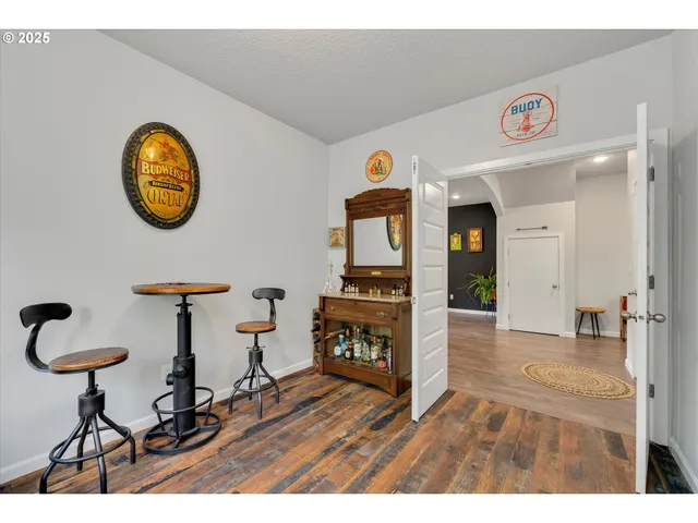 $599,000 | 138 South 7th Street, Carlton, OR 97111